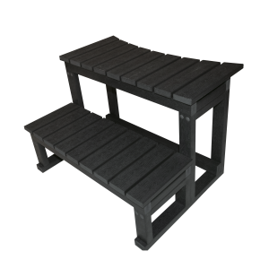 Escaliers noirs en composite pour spa à deux marches, combinant robustesse et style moderne, parfait pour une intégration esthétique avec votre spa